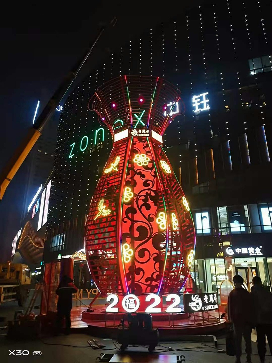 景觀雕塑設(shè)計(jì)公司-千帆標(biāo)識(shí)，行業(yè)經(jīng)驗(yàn)15年，為400+企業(yè)或市政單位提供標(biāo)識(shí)系統(tǒng)解決方案。