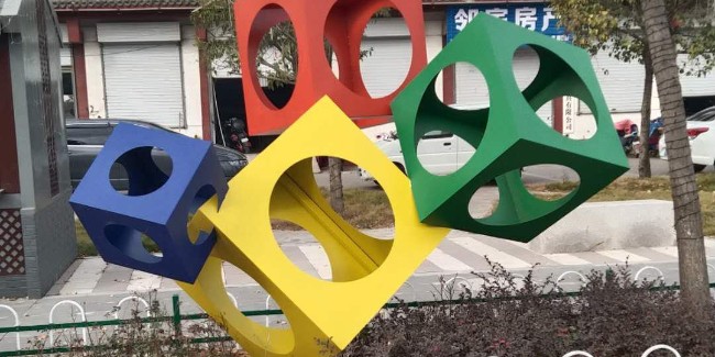 標識生產(chǎn)廠家：城市標識標牌導視系統(tǒng)的字體、色彩設計