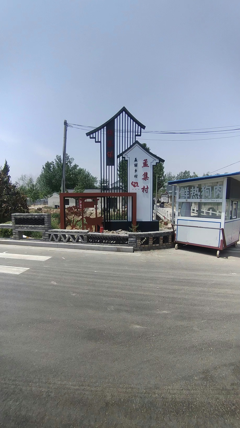 景觀雕塑廠家：旅游景區(qū)景點(diǎn)解說牌與景區(qū)介紹牌的功能？-千帆標(biāo)識(shí)，行業(yè)經(jīng)驗(yàn)15年，為400+企業(yè)或市政單位提供標(biāo)識(shí)系統(tǒng)解決方案。